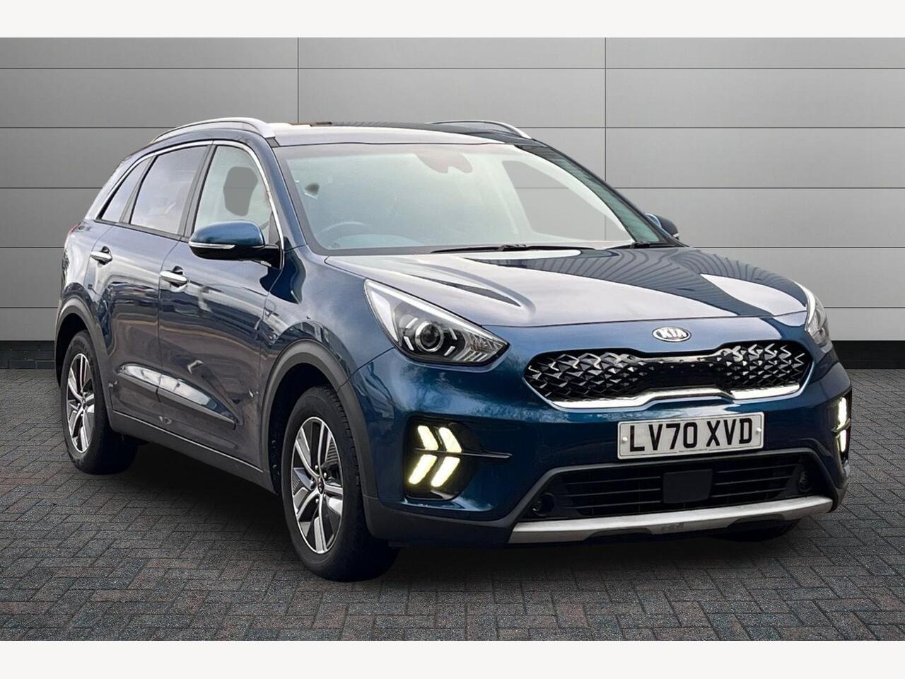 Main listing image - Kia Niro