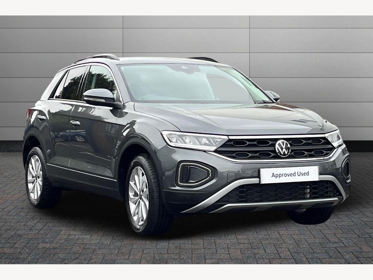 Main listing image - Volkswagen T-Roc