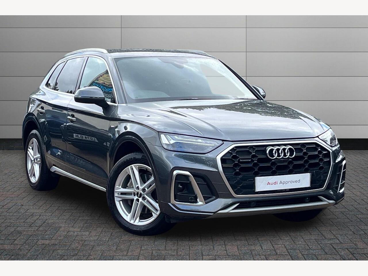 Main listing image - Audi Q5