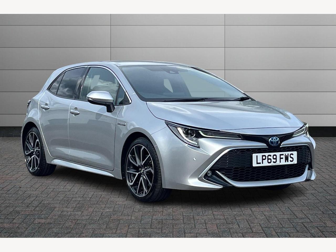Main listing image - Toyota Corolla