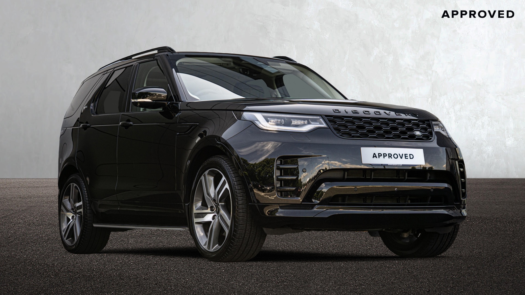Main listing image - Land Rover Discovery