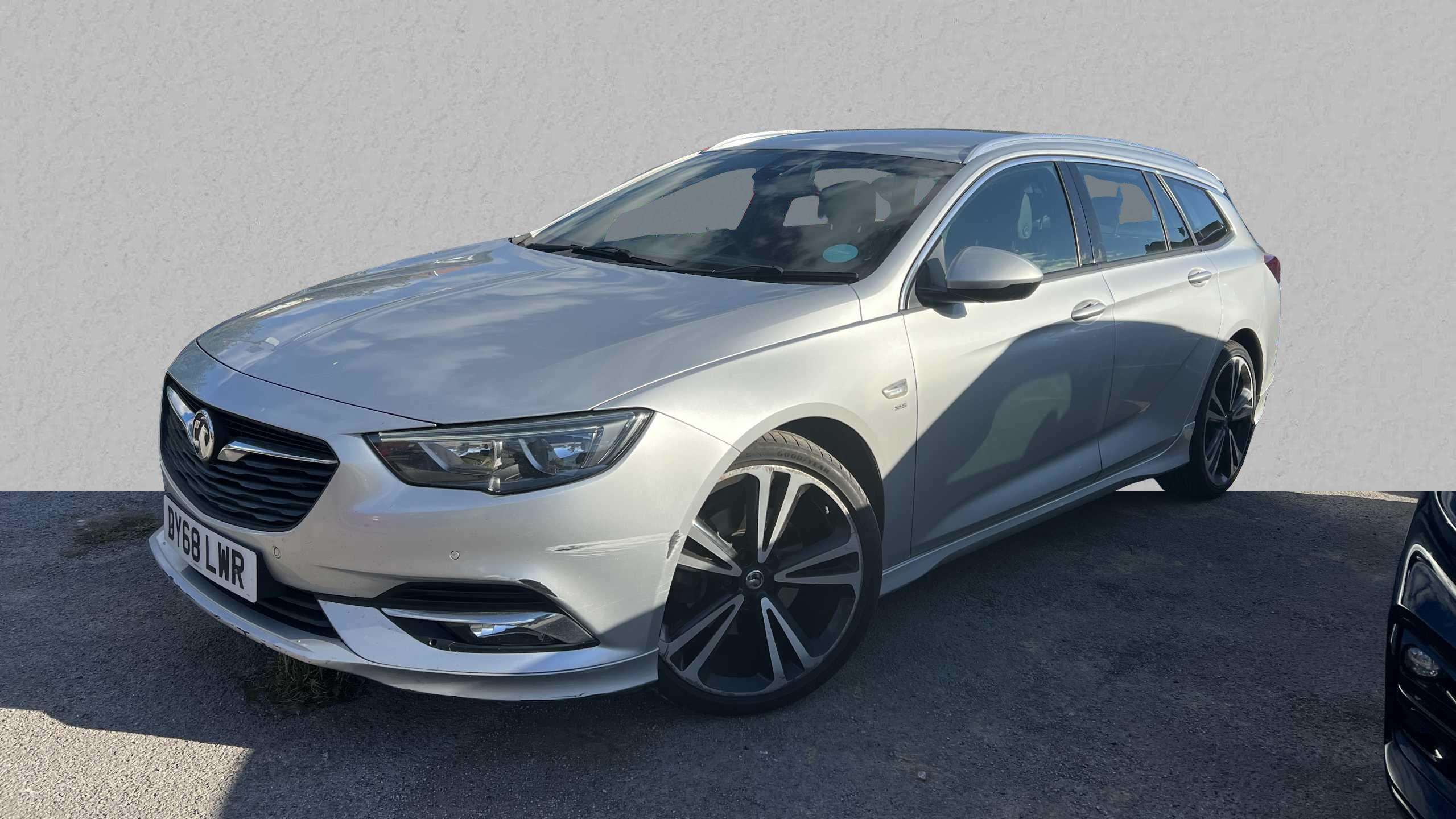 Main listing image - Vauxhall Insignia Sports Tourer