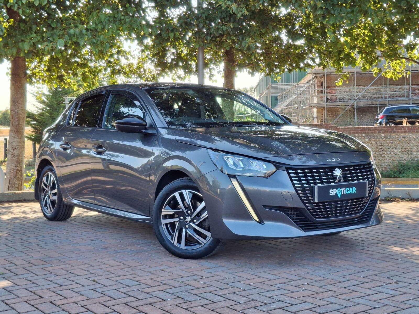 Main listing image - Peugeot 208