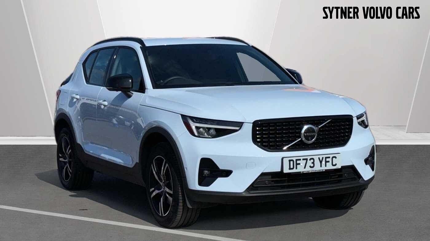 Main listing image - Volvo XC40