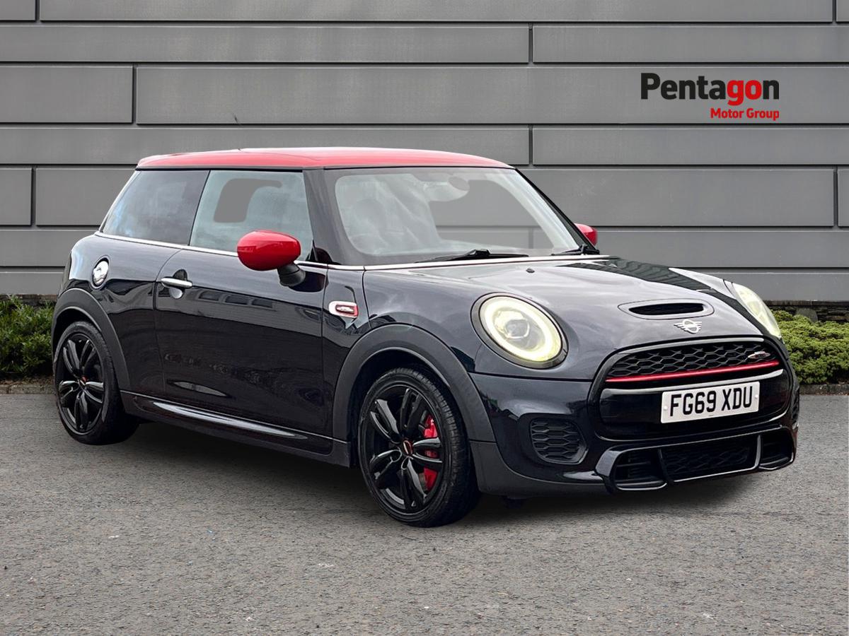 Main listing image - MINI Hatchback