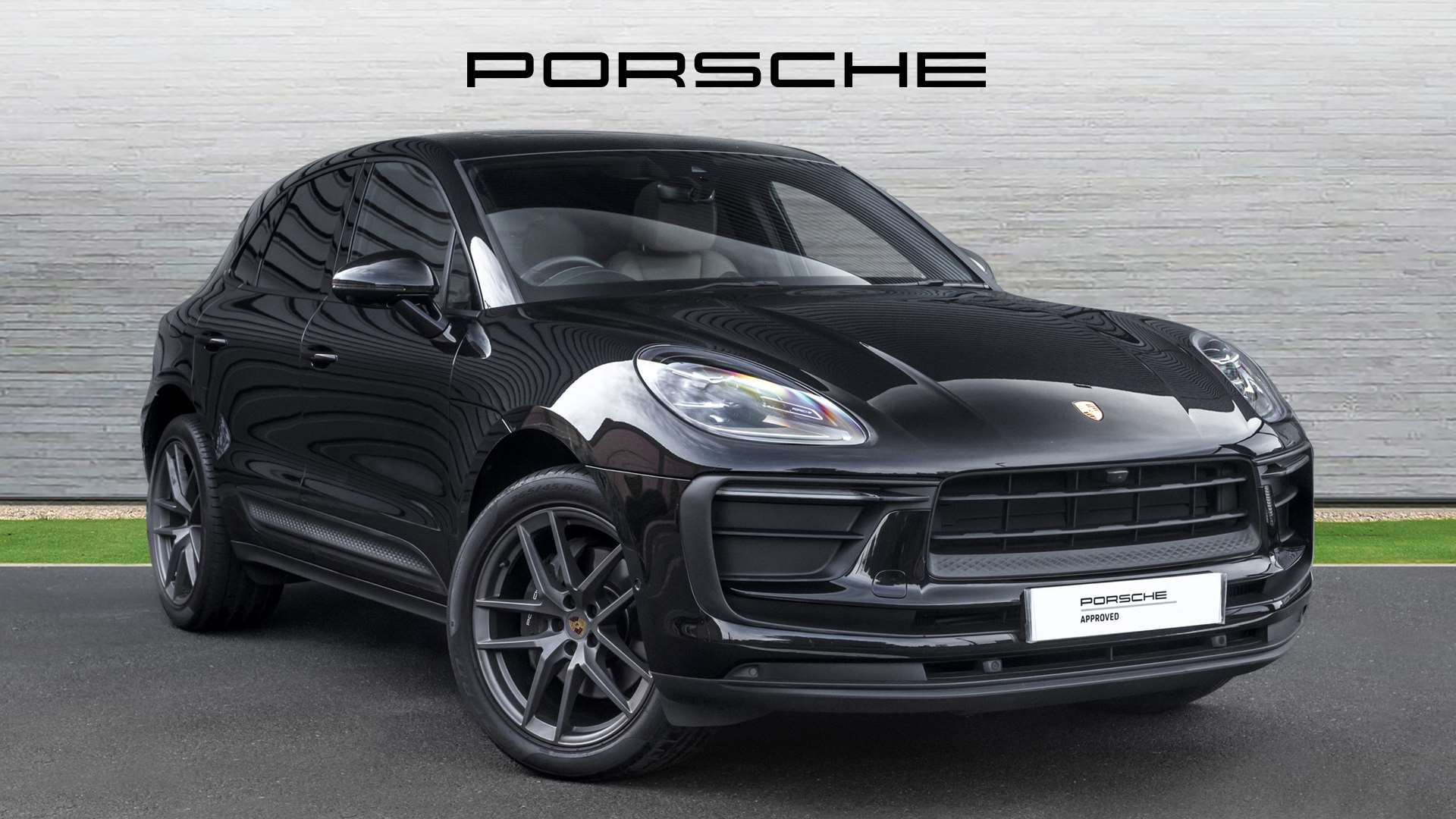 Main listing image - Porsche Macan