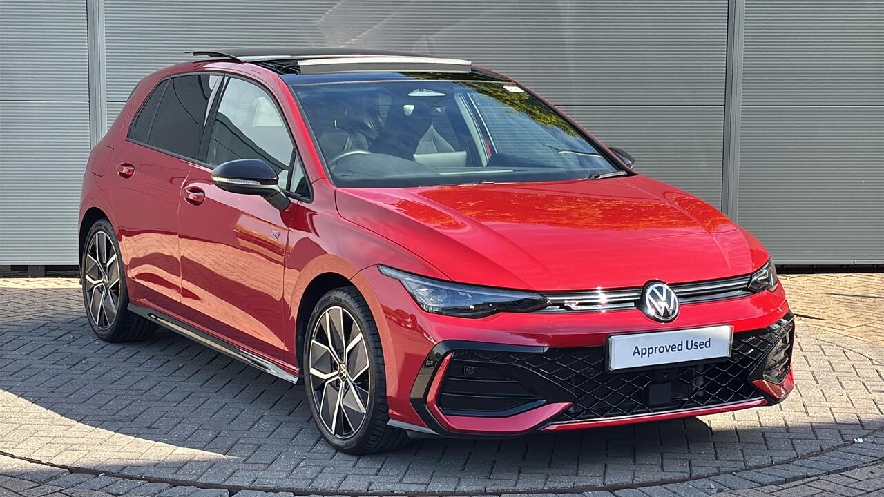 Main listing image - Volkswagen Golf
