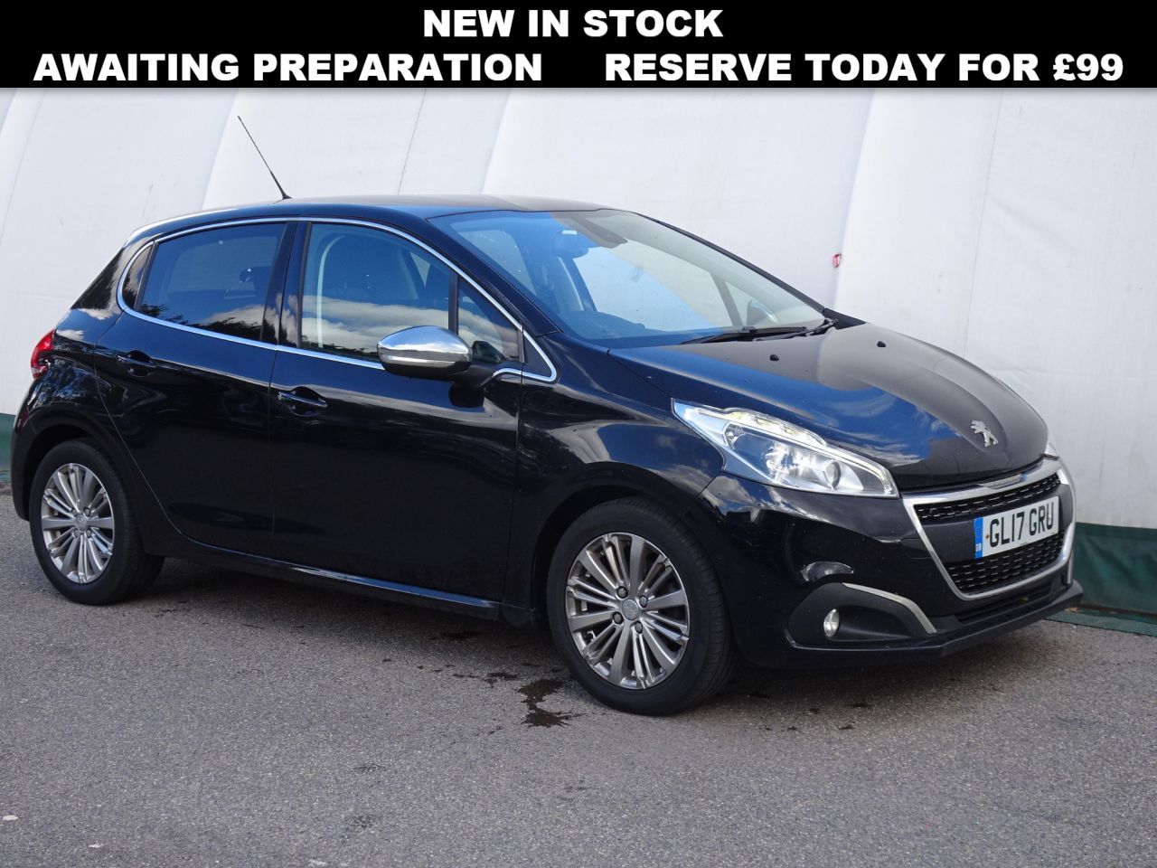 Main listing image - Peugeot 208