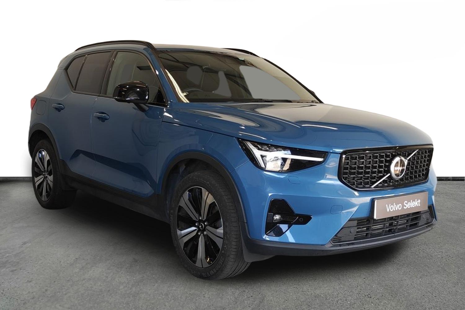Main listing image - Volvo XC40