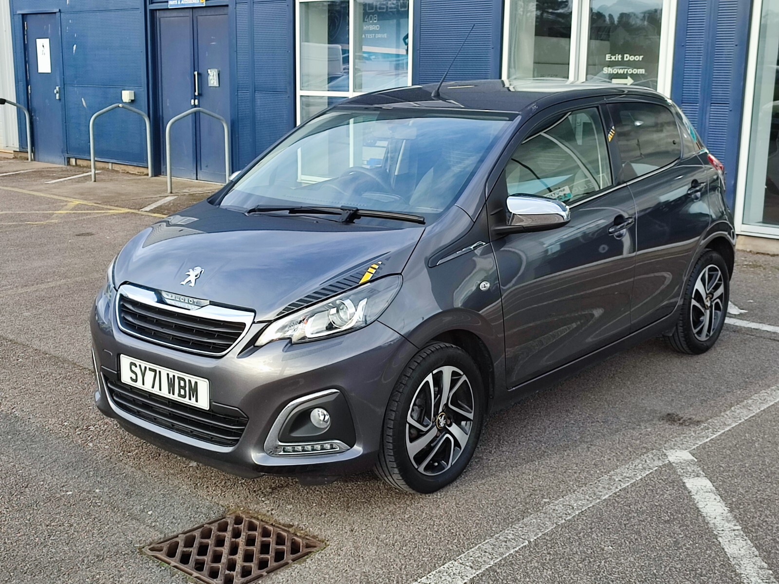 Main listing image - Peugeot 108