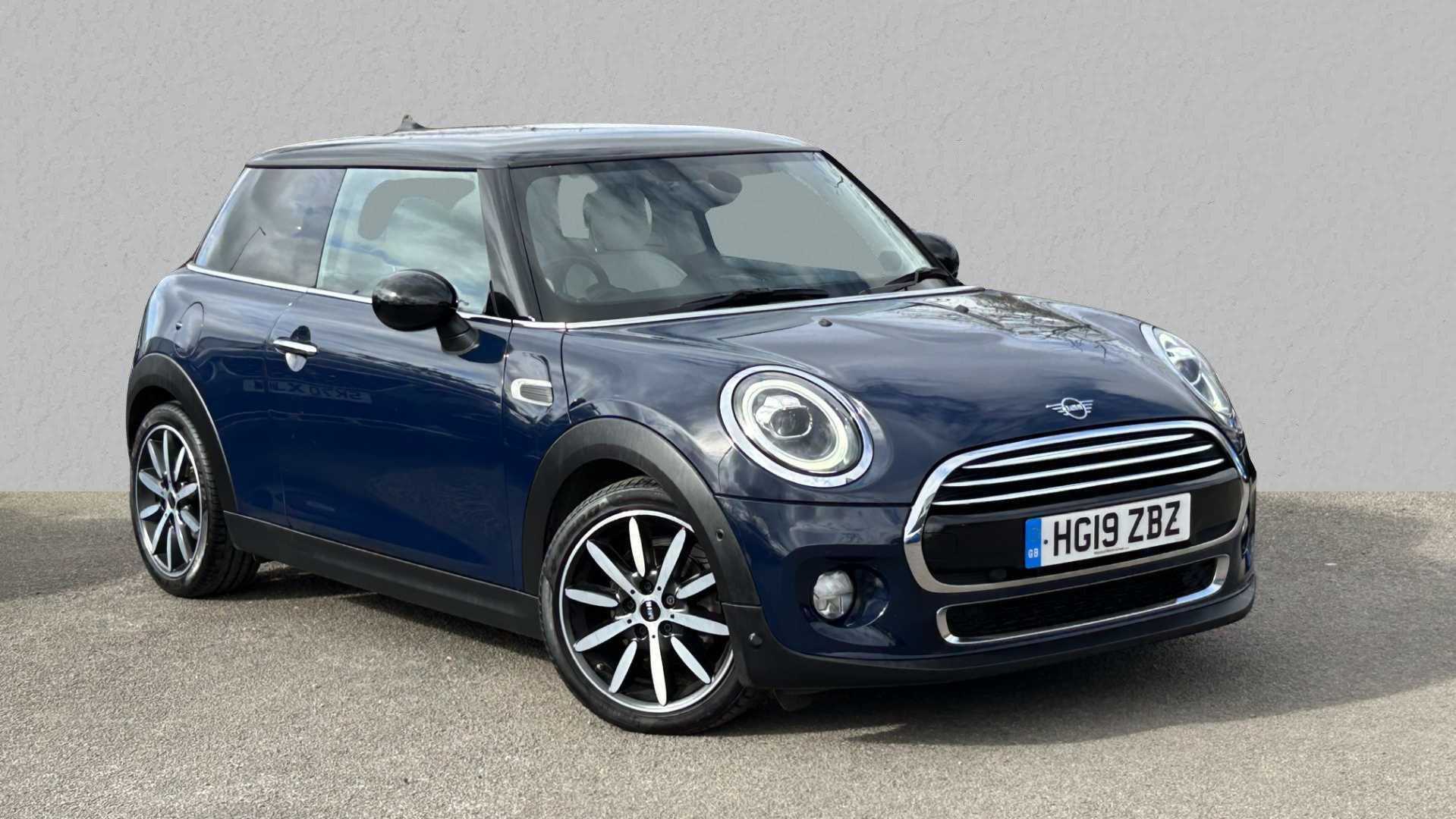 Main listing image - MINI Hatchback