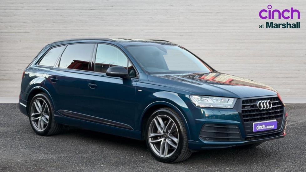 Main listing image - Audi Q7