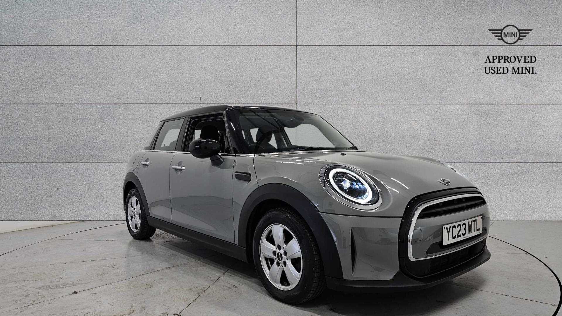 Main listing image - MINI Hatchback 5dr