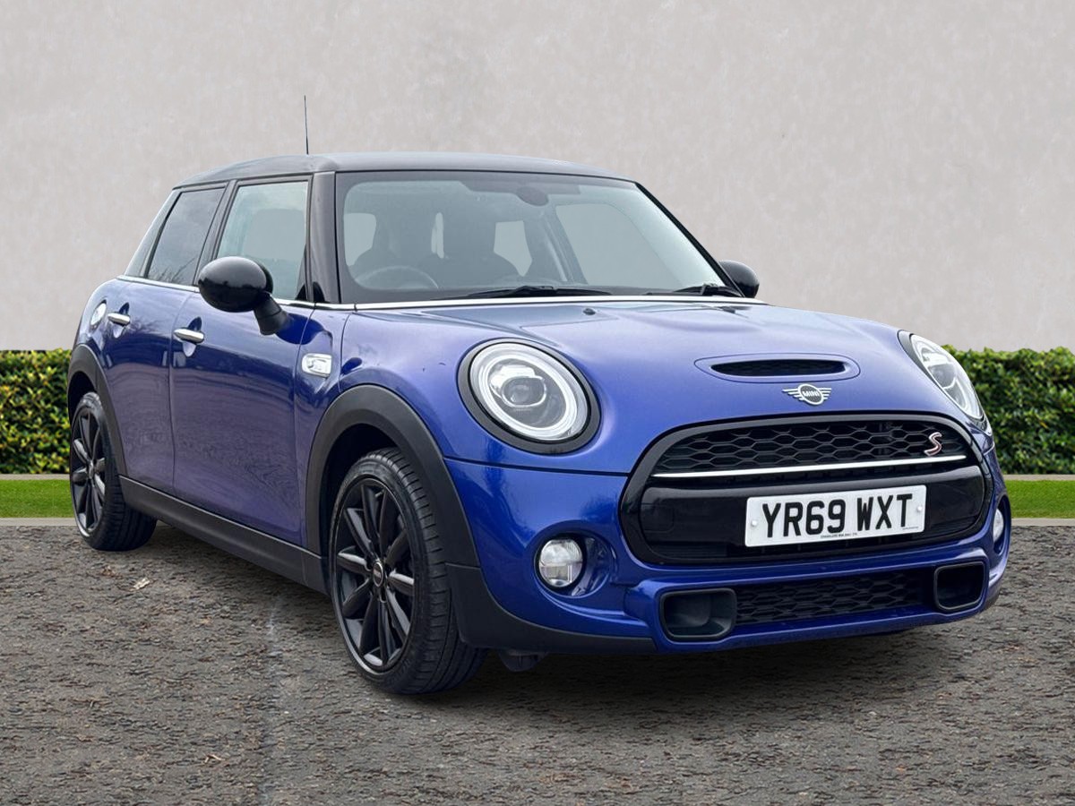 Main listing image - MINI Hatchback 5dr