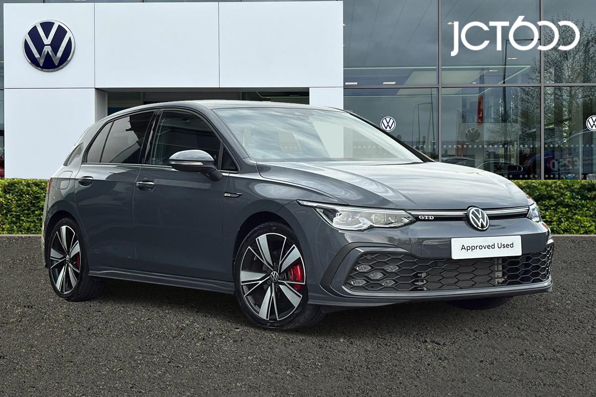 Main listing image - Volkswagen Golf