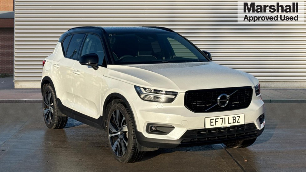 Main listing image - Volvo XC40 Recharge