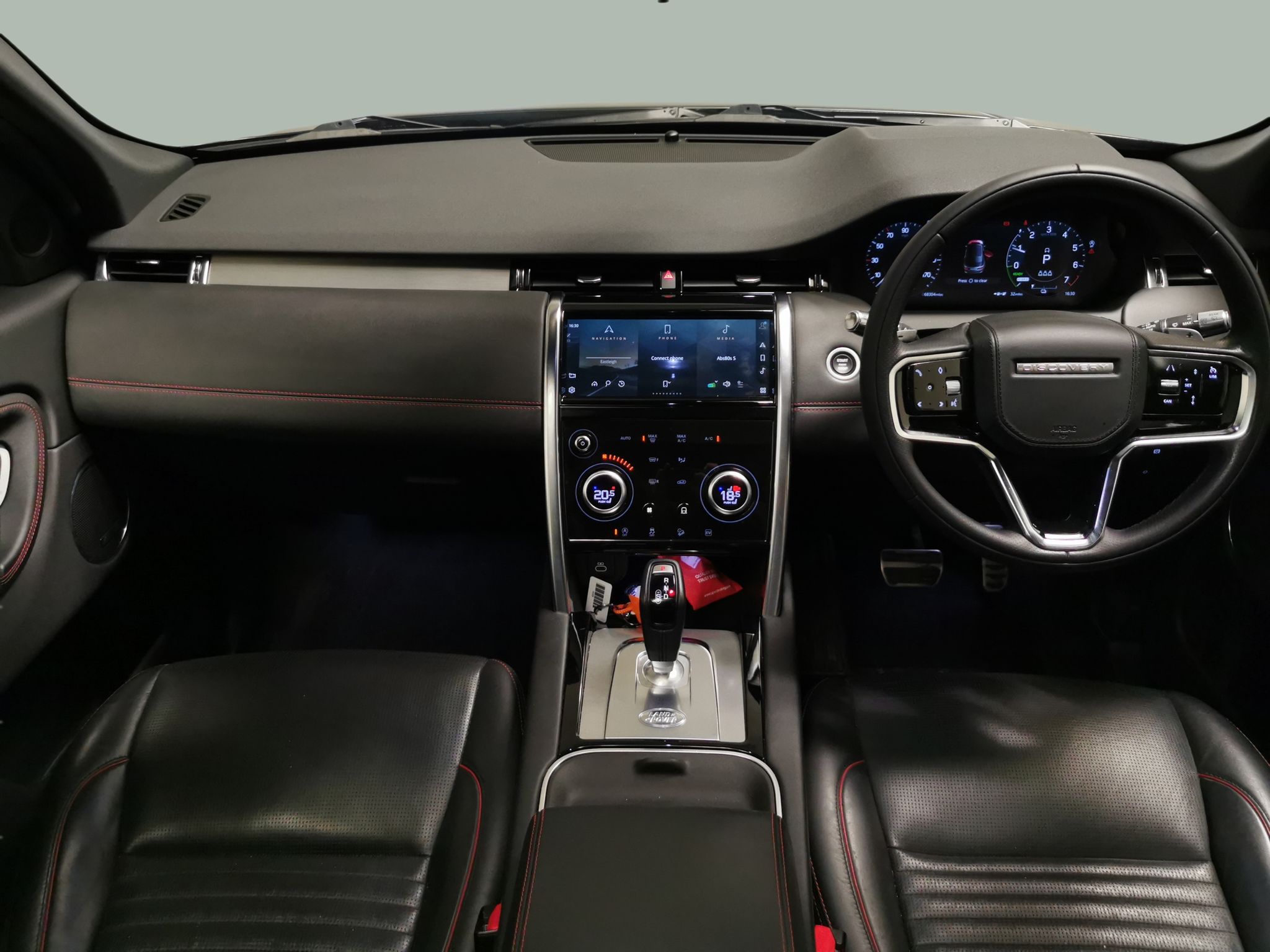 Main listing image - Land Rover Discovery Sport