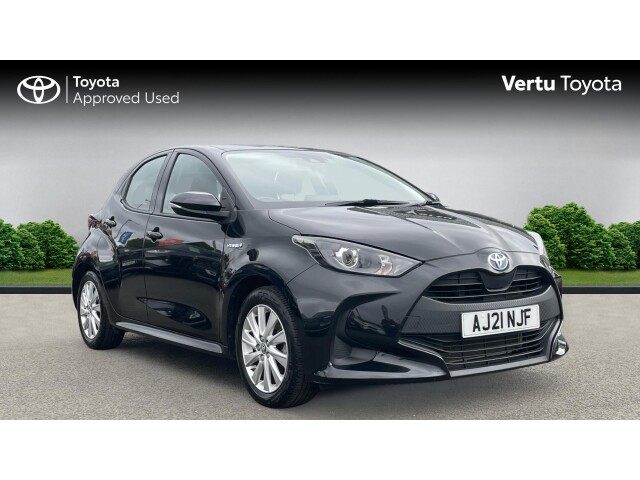 Main listing image - Toyota Yaris