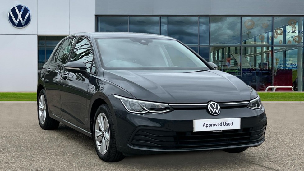 Main listing image - Volkswagen Golf