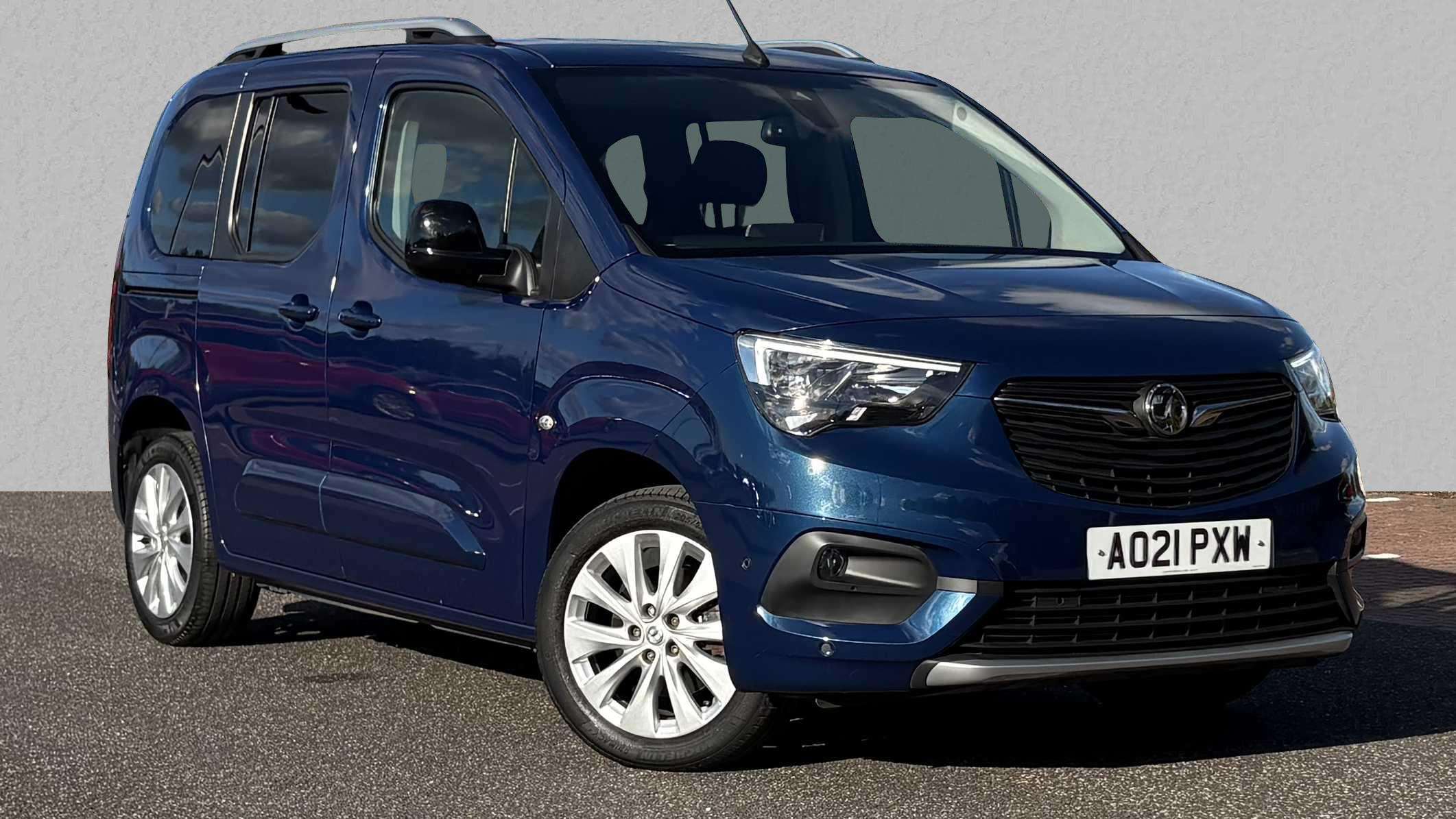 Main listing image - Vauxhall Combo Life