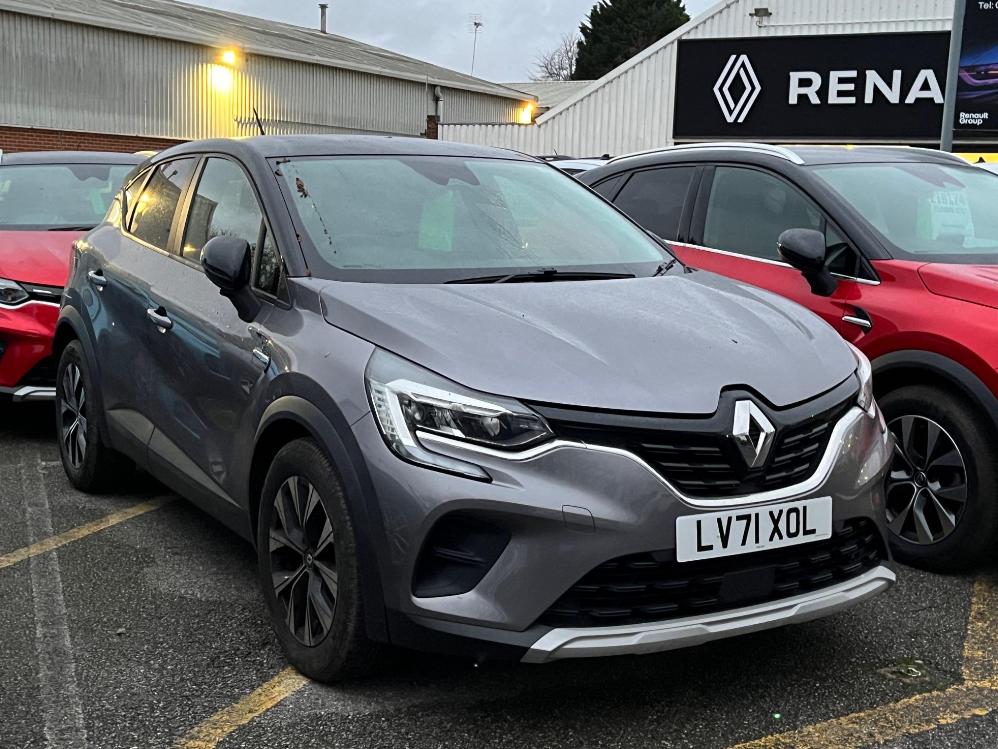 Main listing image - Renault Captur