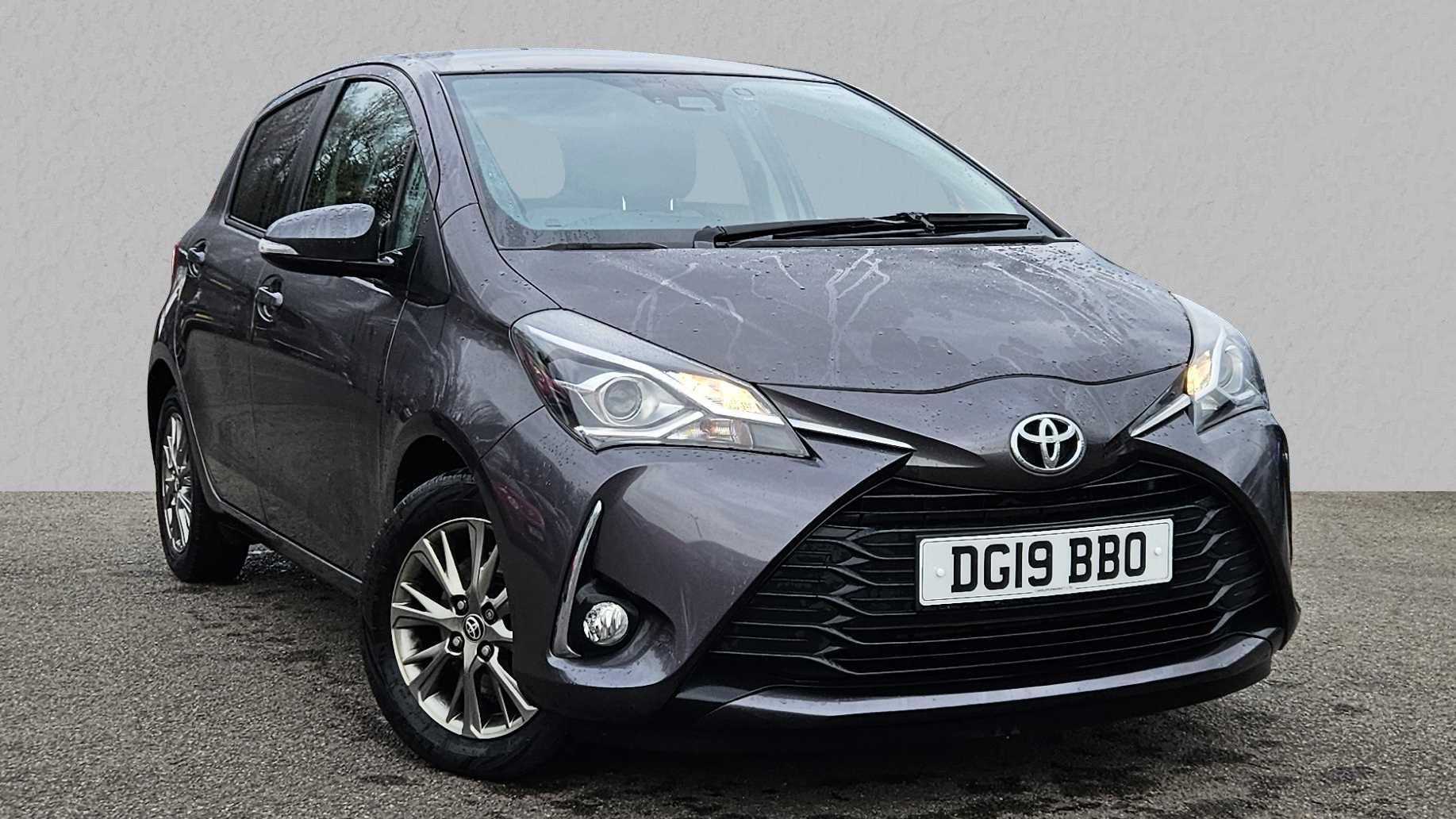 Main listing image - Toyota Yaris