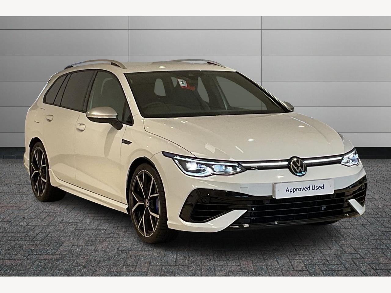 Main listing image - Volkswagen Golf Estate