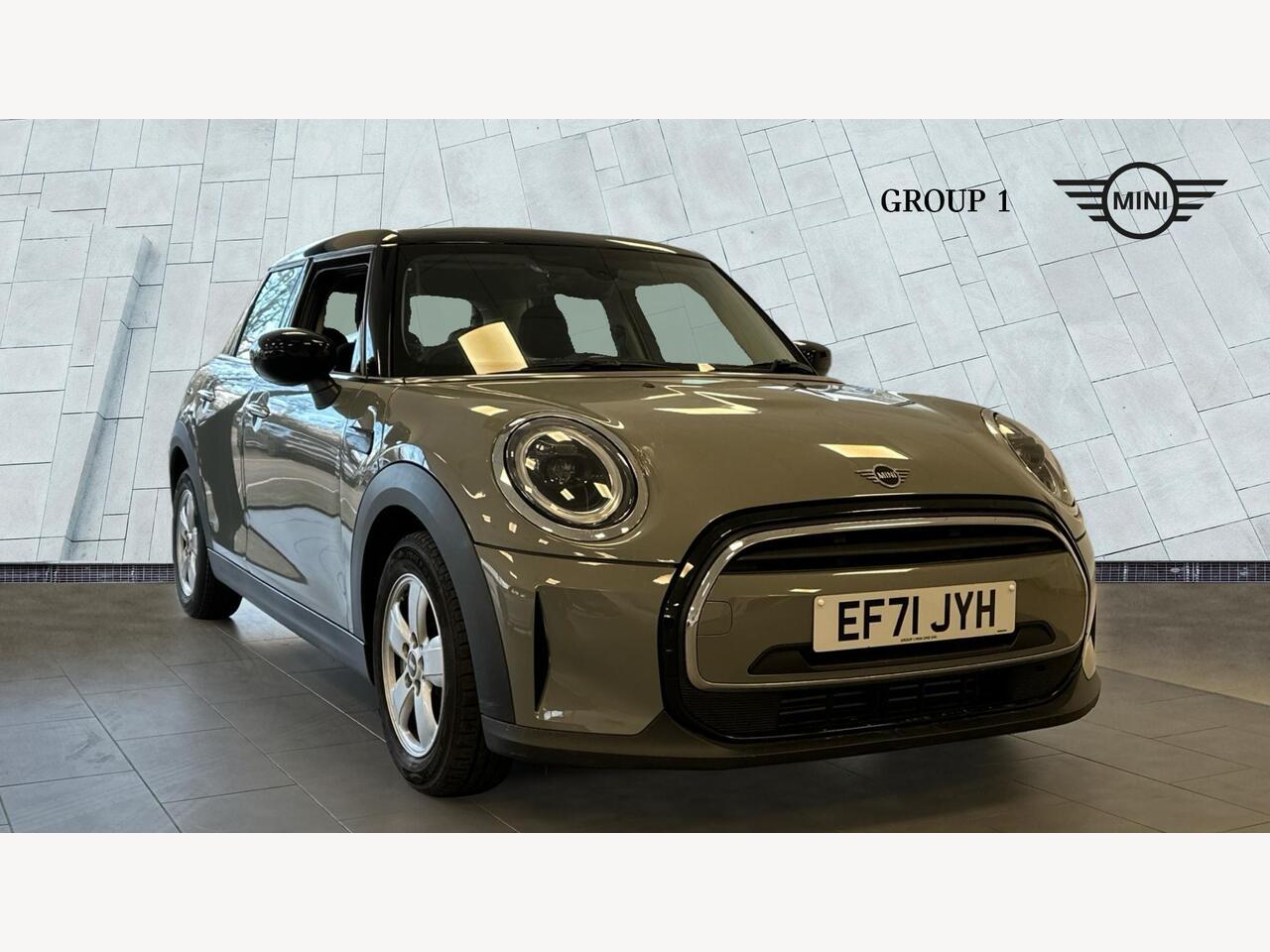 Main listing image - MINI Hatchback 5dr