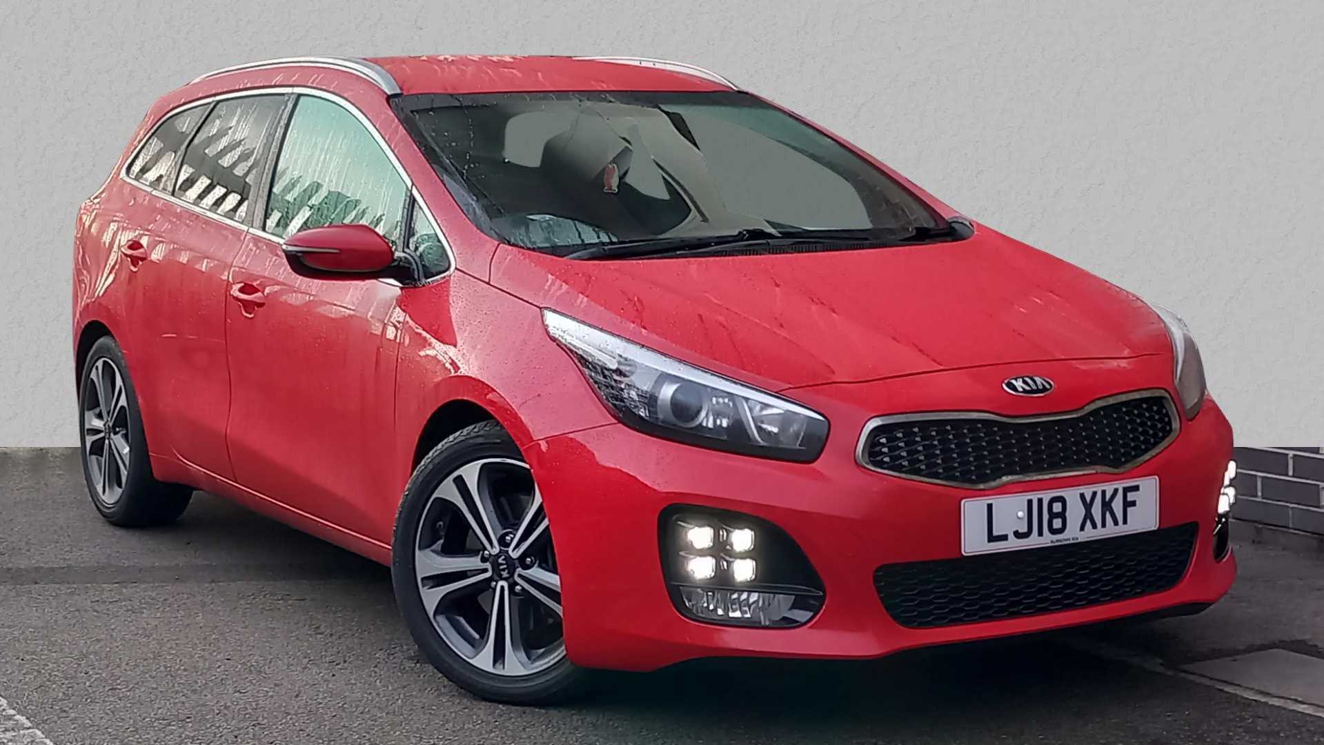 Main listing image - Kia Ceed SW