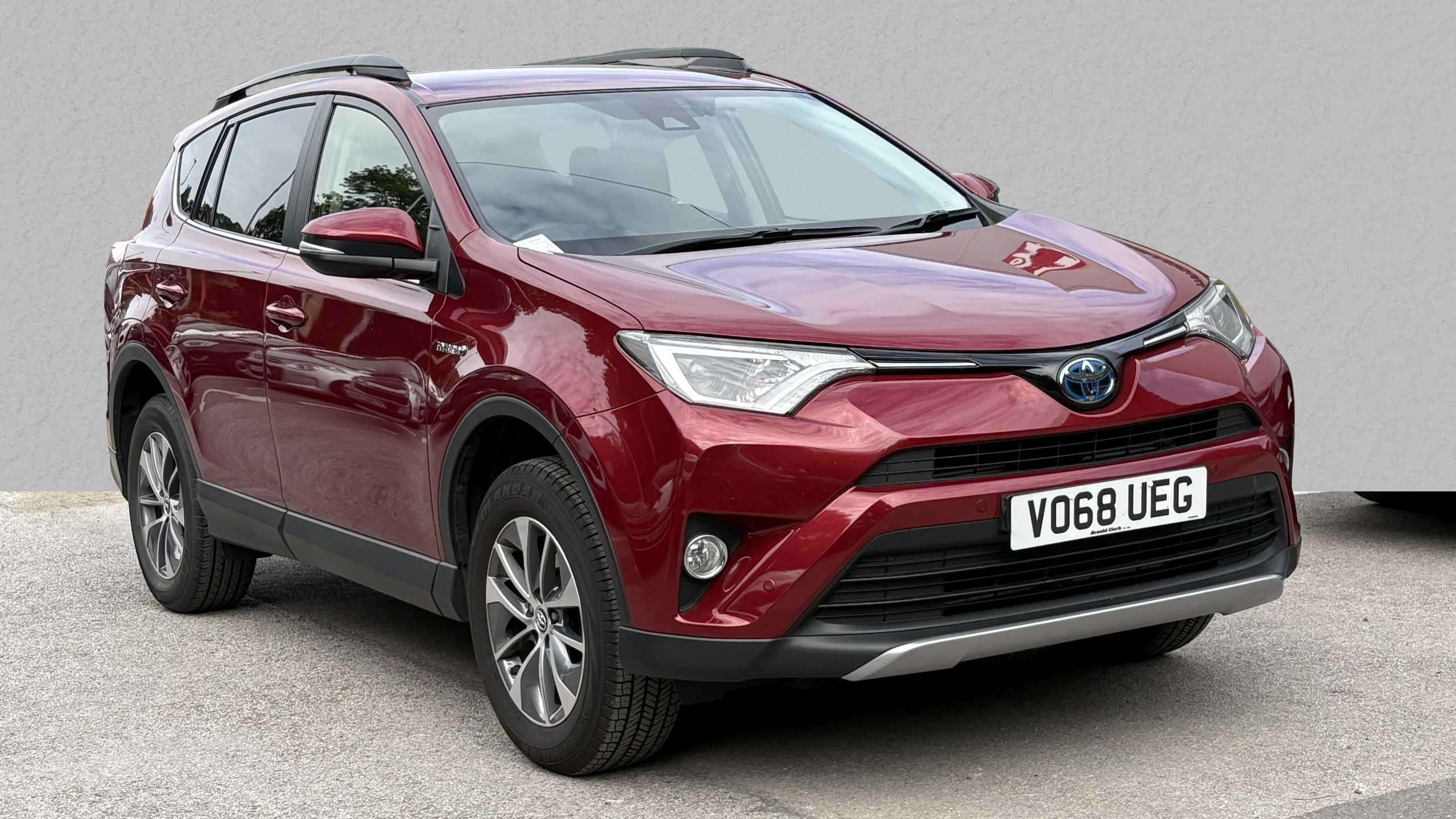 Main listing image - Toyota RAV4