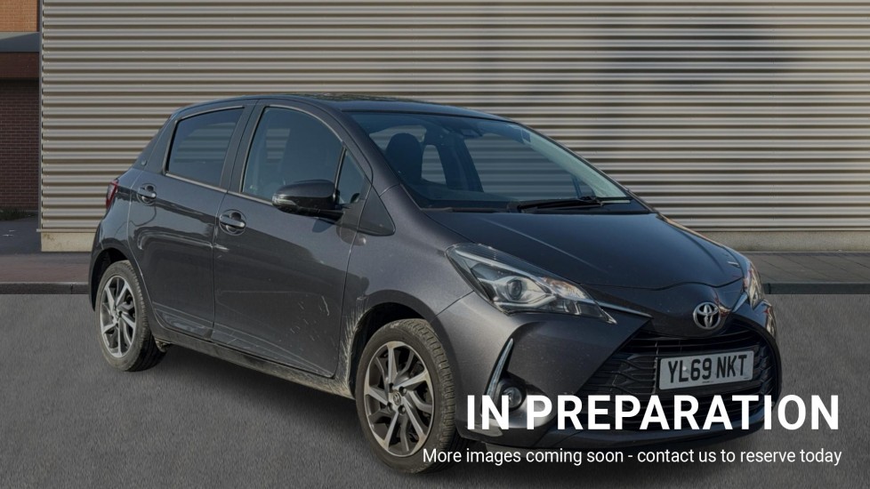 Main listing image - Toyota Yaris