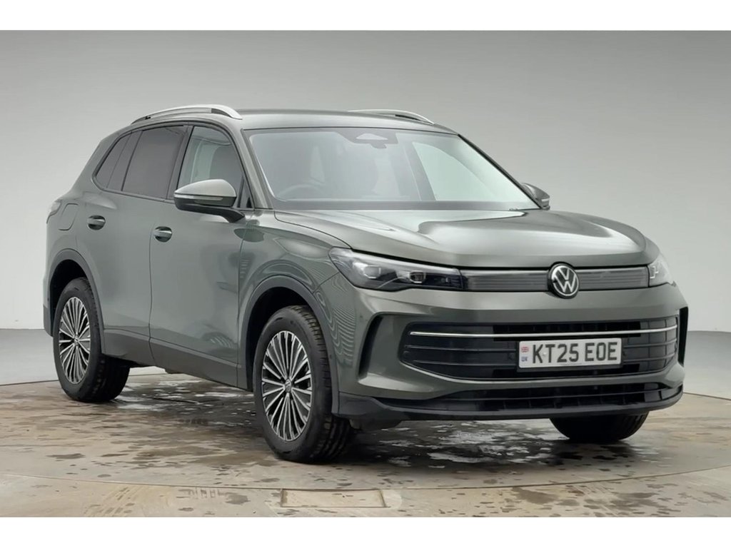 Main listing image - Volkswagen Tiguan