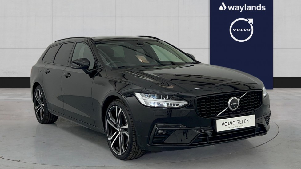 Main listing image - Volvo V90