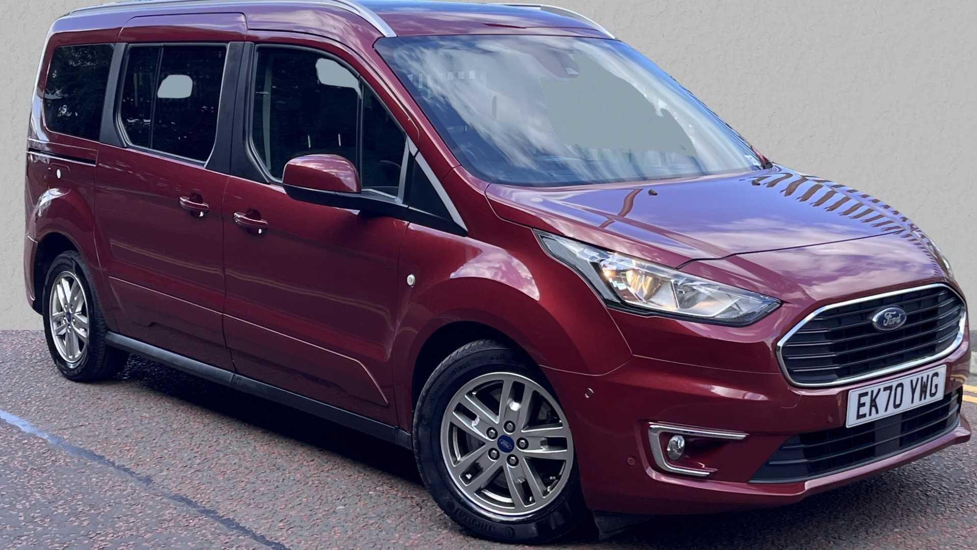 Main listing image - Ford Grand Tourneo Connect