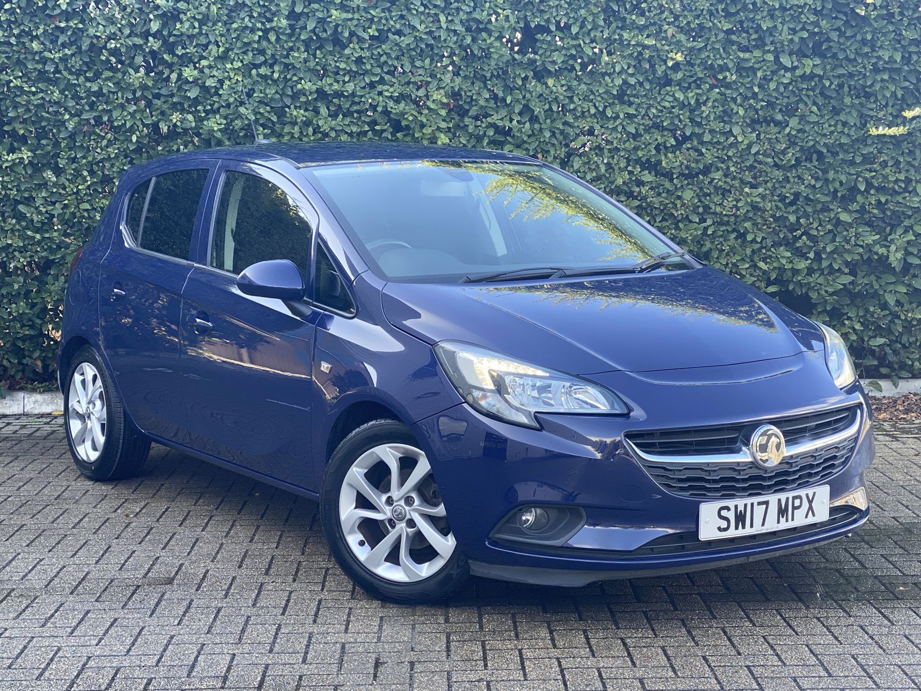 Main listing image - Vauxhall Corsa