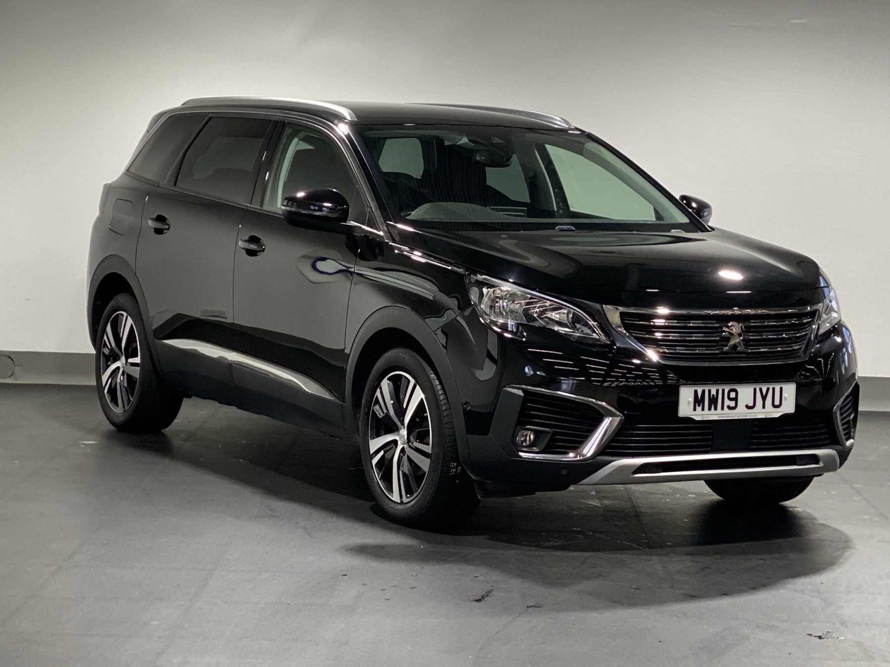 Main listing image - Peugeot 5008