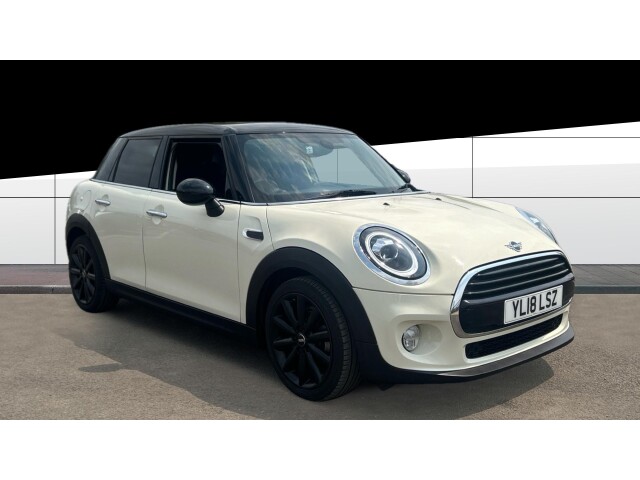 Main listing image - MINI Hatchback 5dr