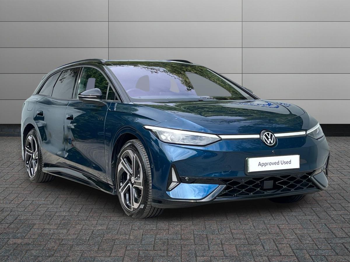 Main listing image - Volkswagen ID.7