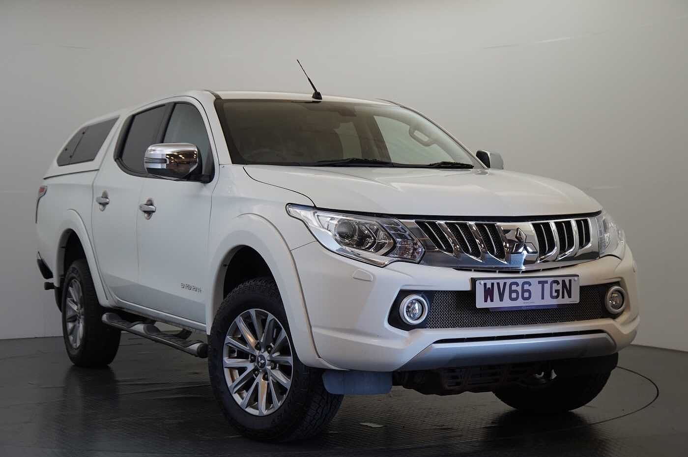 Main listing image - Mitsubishi L200