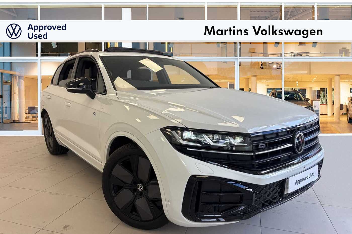 Main listing image - Volkswagen Touareg