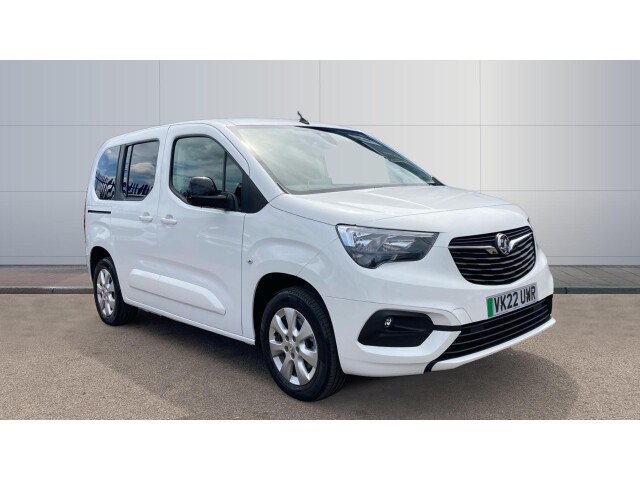 Main listing image - Vauxhall Combo Life-e