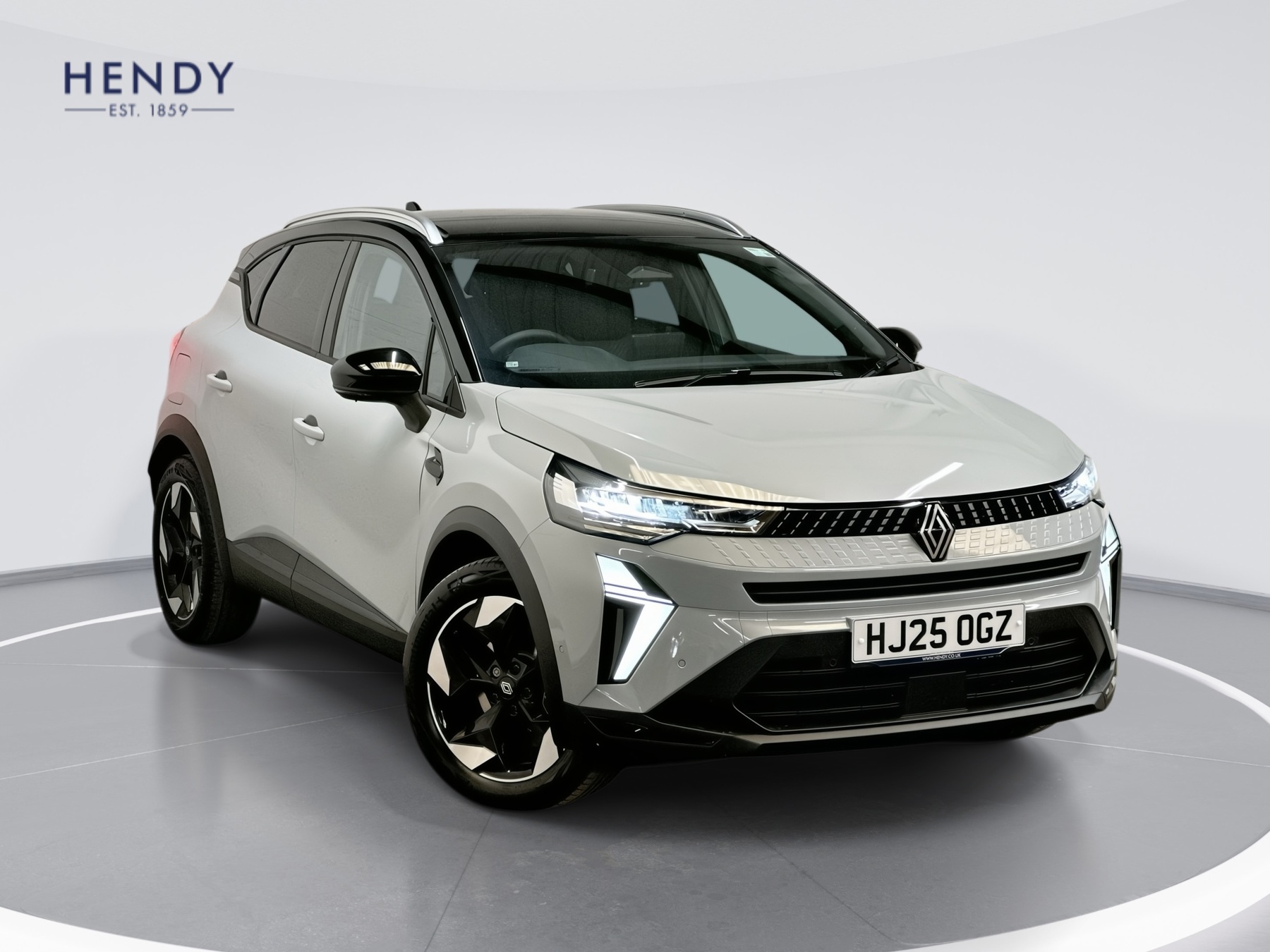 Main listing image - Renault Captur