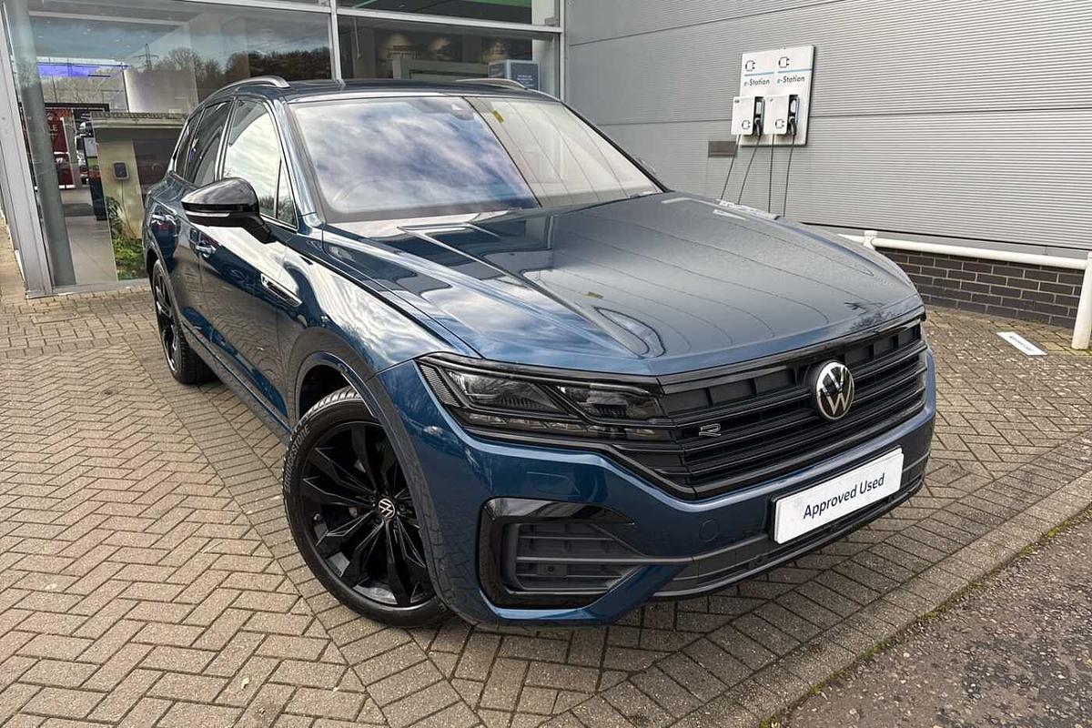 Main listing image - Volkswagen Touareg