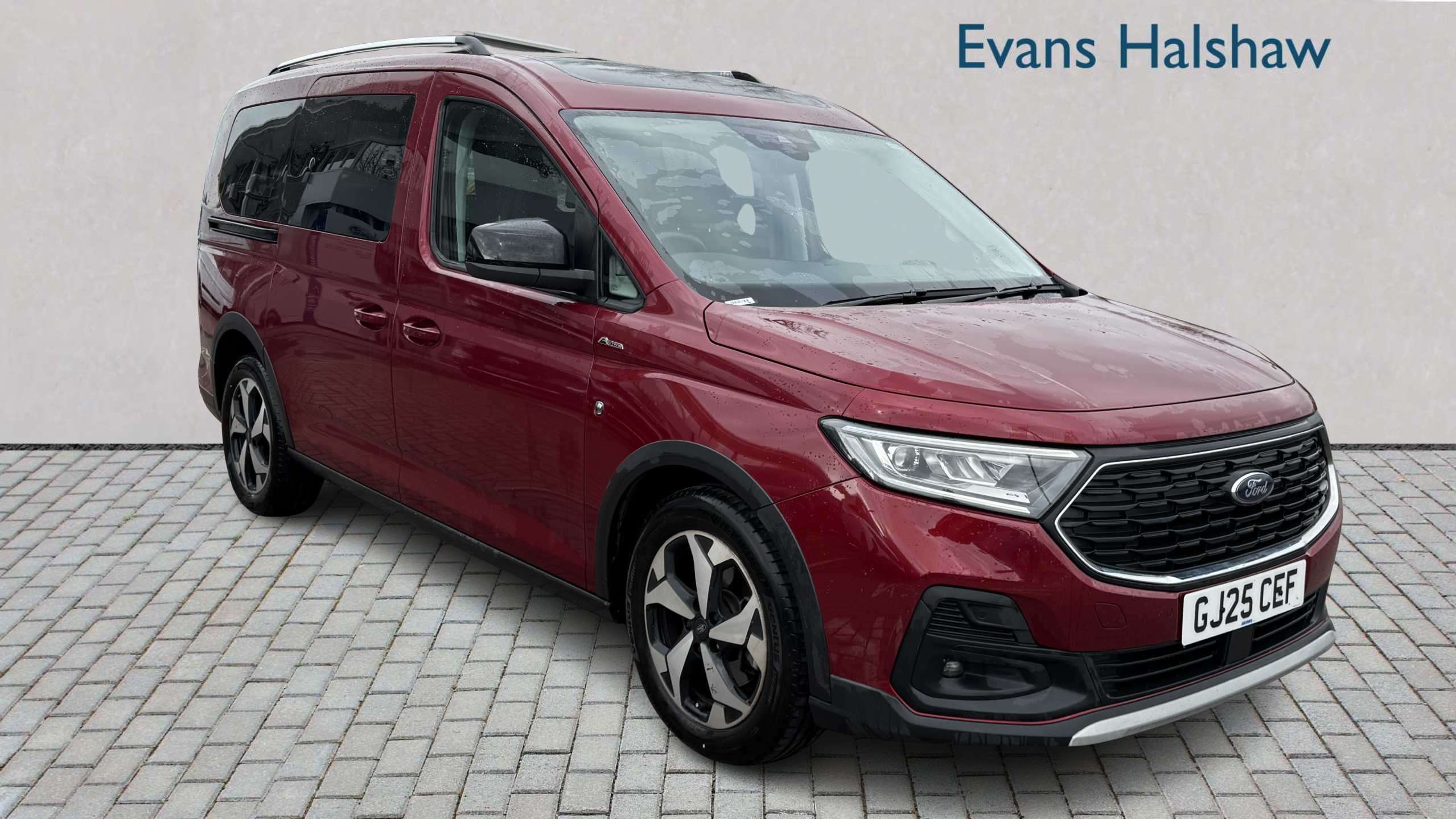 Main listing image - Ford Tourneo Connect