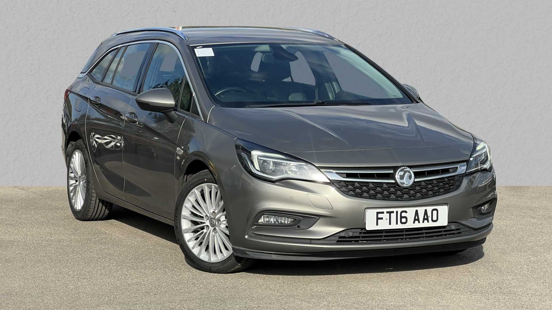 Main listing image - Vauxhall Astra Sports Tourer