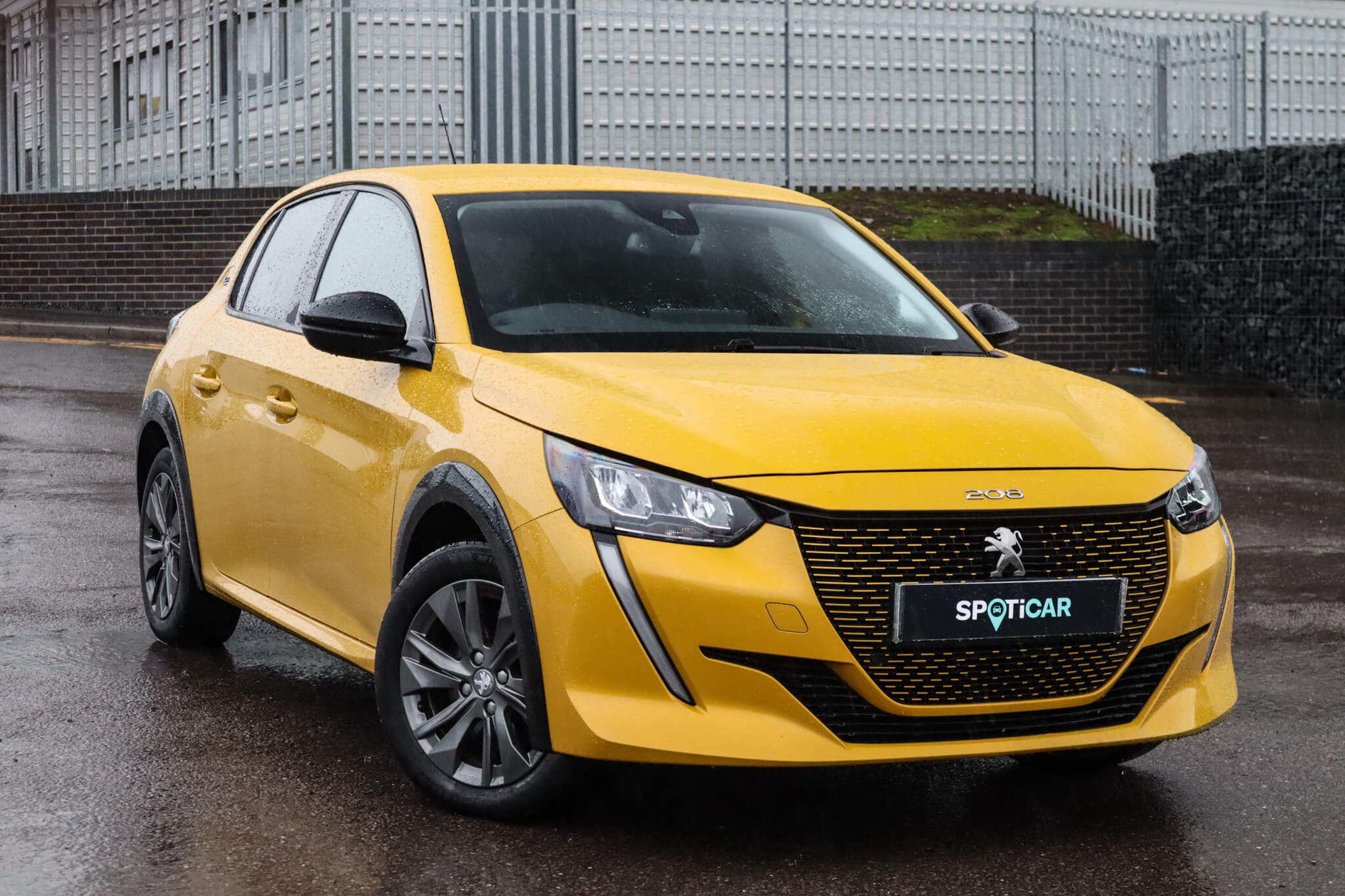 Main listing image - Peugeot e-208