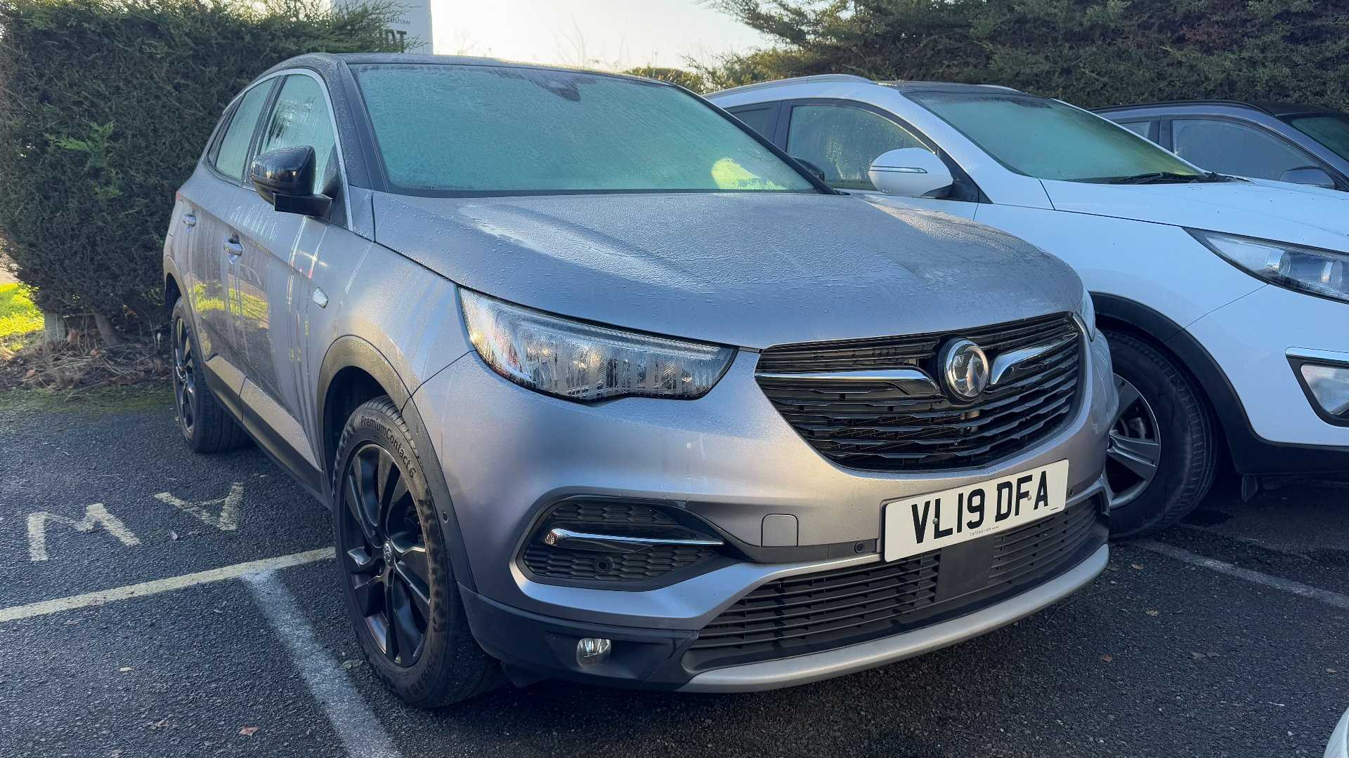 Main listing image - Vauxhall Grandland X