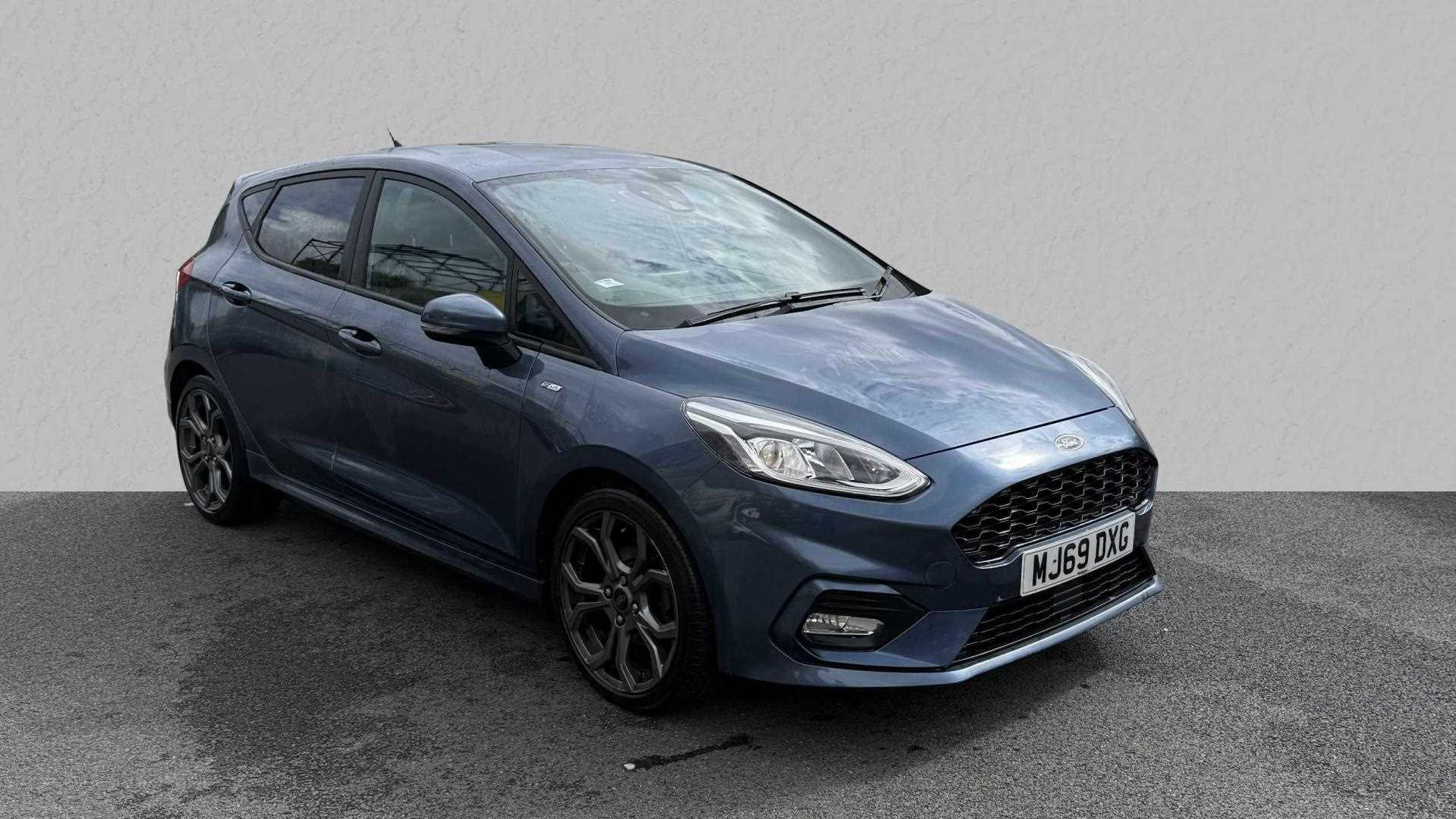 Main listing image - Ford Fiesta