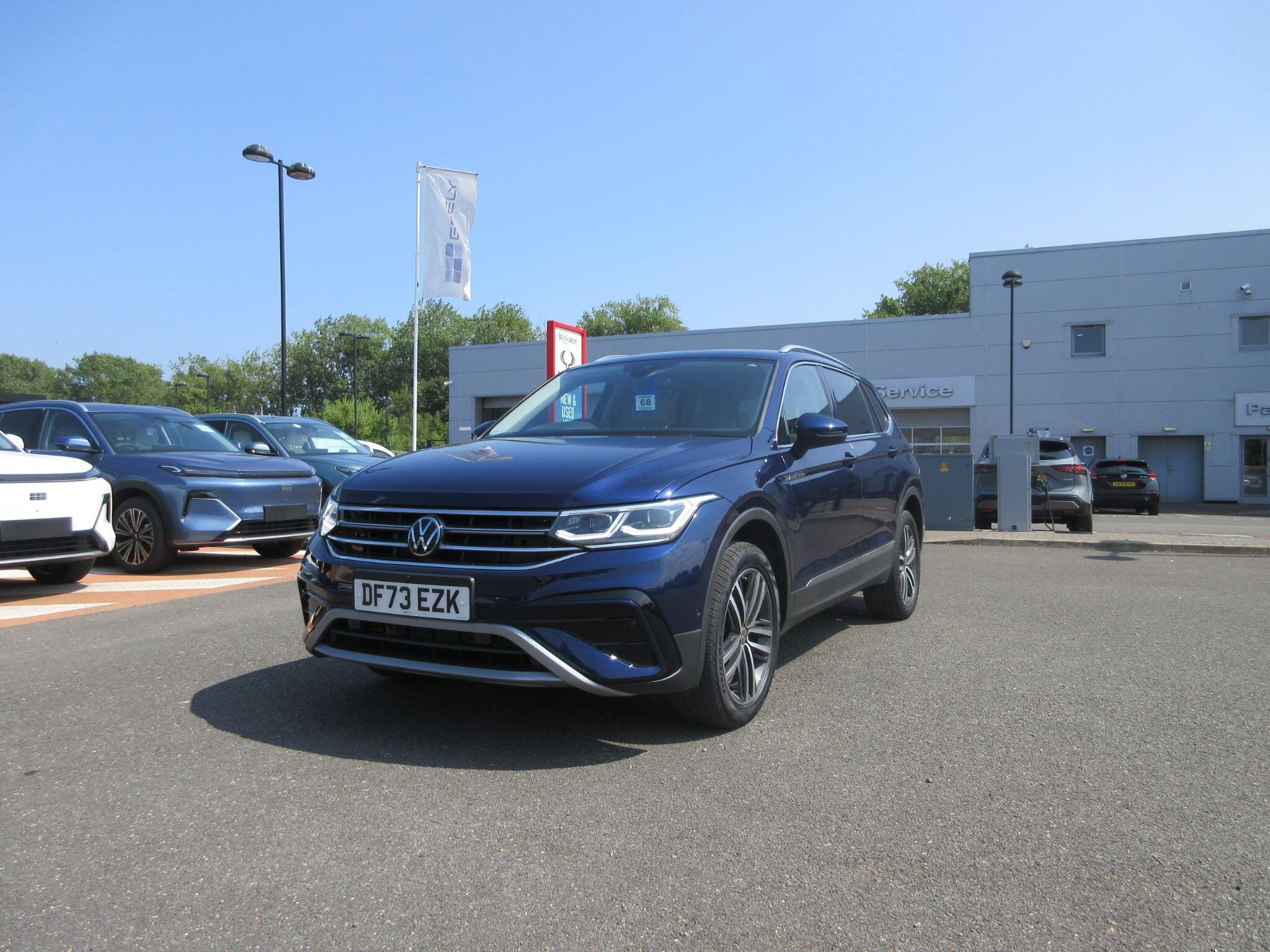 Main listing image - Volkswagen Tiguan Allspace