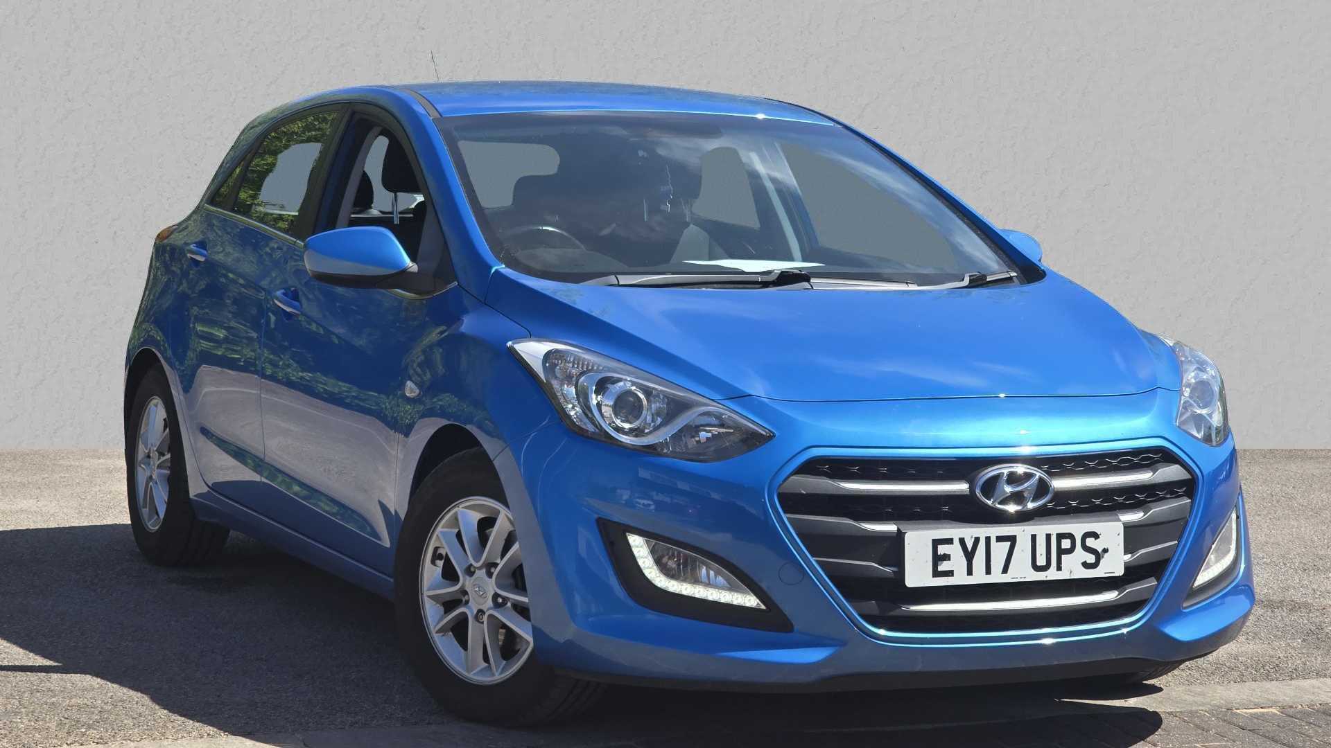 Main listing image - Hyundai i30